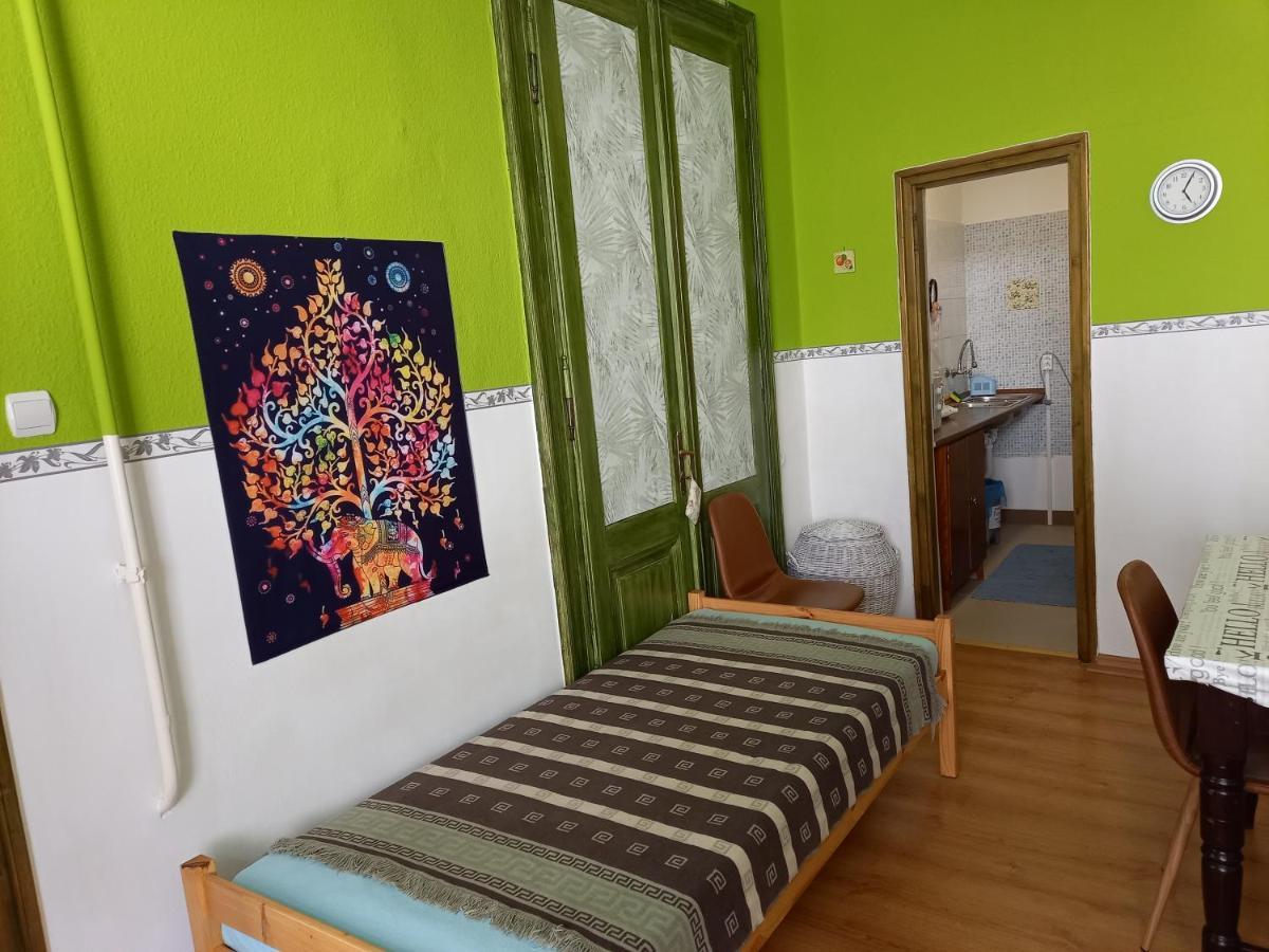 Gábor Vendégház Eger Exterior foto